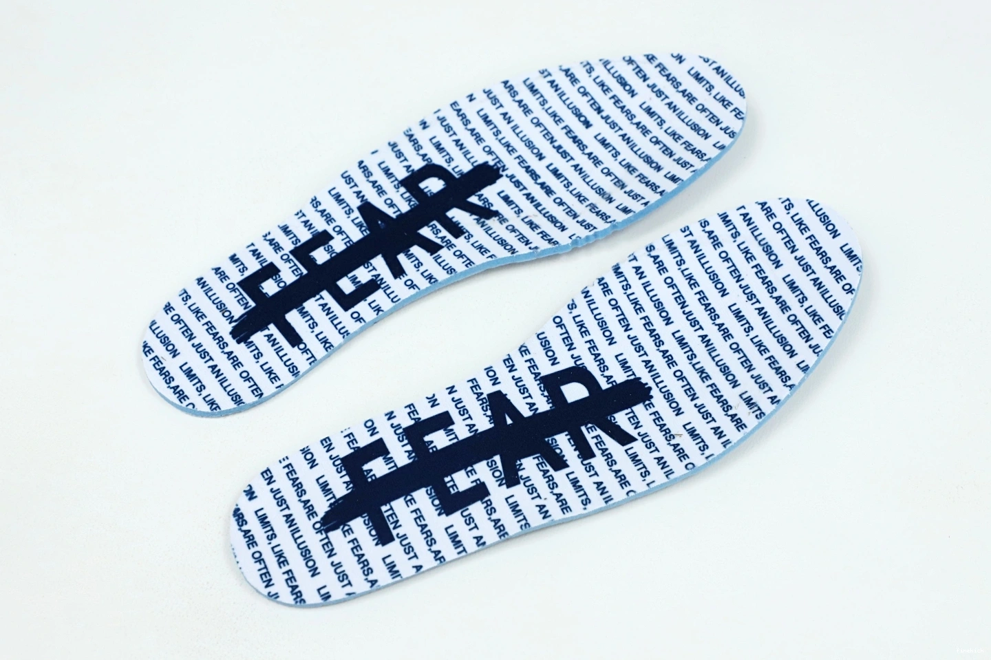 AIR 'FEARLESS' HIGH 1 OG RETRO JORDAN 0820
